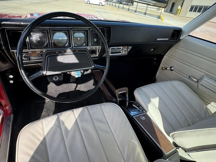 1970 Buick Gran Sport - Image 6 of 9