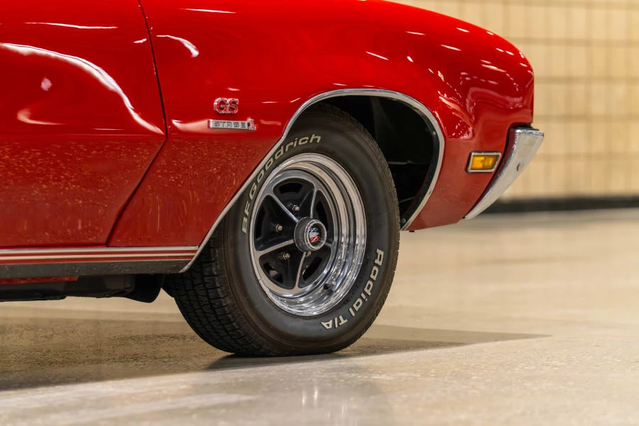 1970 Buick Gran Sport - Image 9 of 17