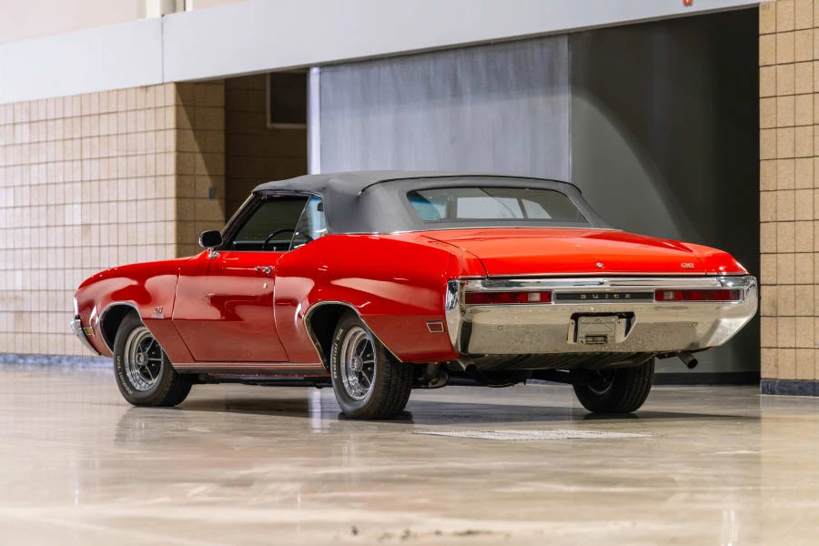 1970 Buick Gran Sport - Image 7 of 17