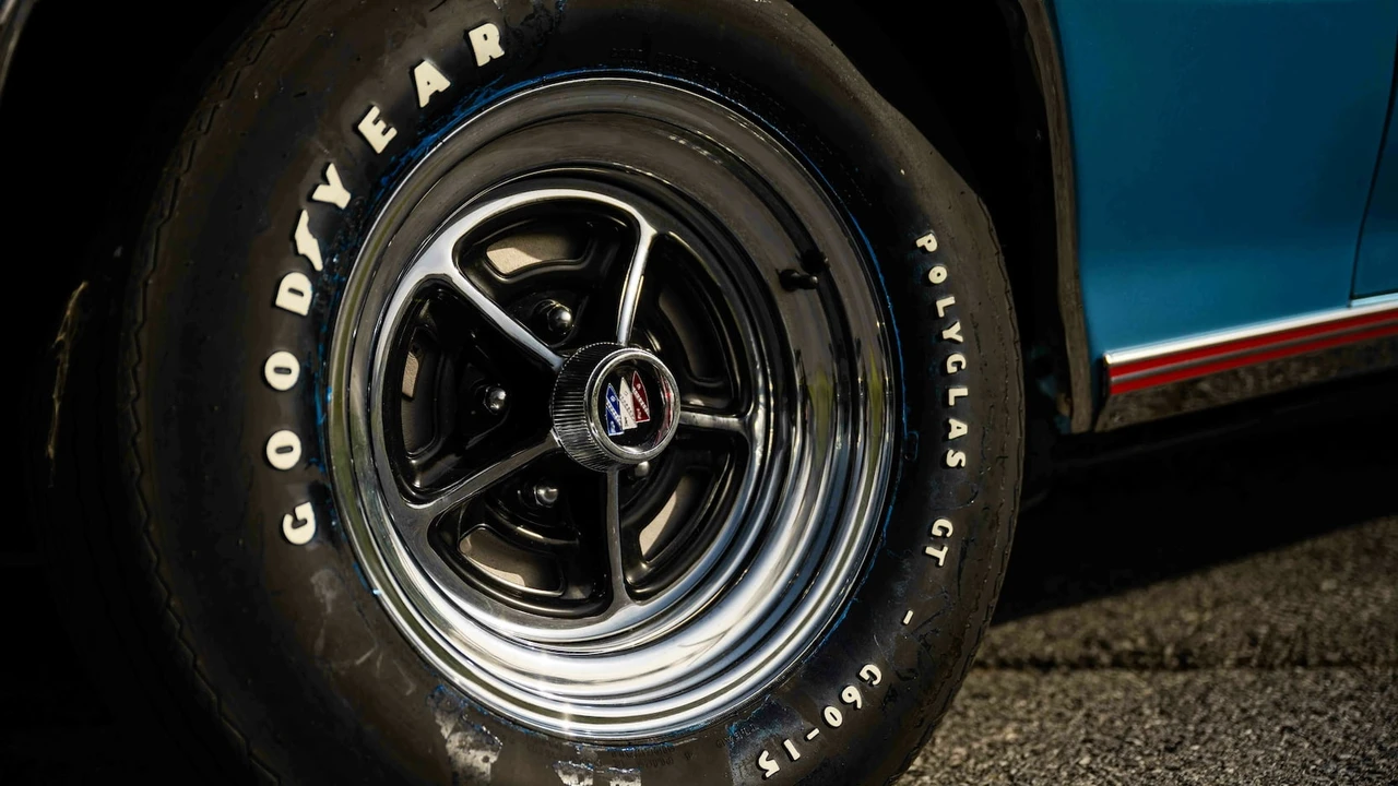 1970 Buick Gran Sport - Image 10 of 31