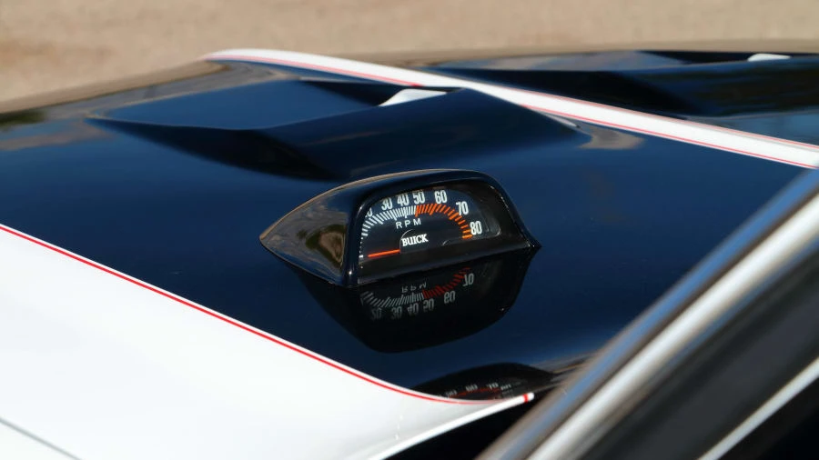 1970 Buick Gran Sport - Image 9 of 12
