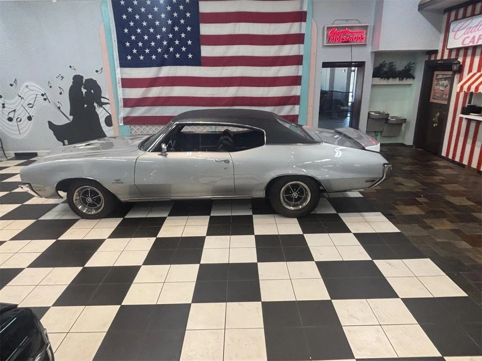 1970 Buick Gran Sport - Image 17 of 31