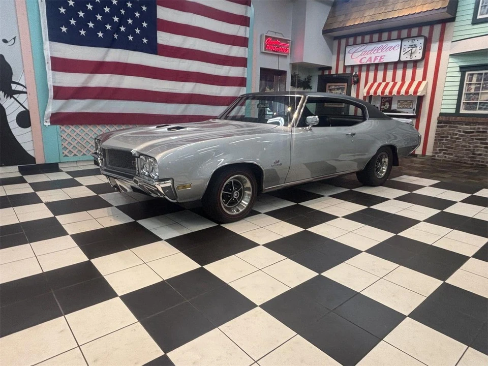 1970 Buick Gran Sport - Image 10 of 31