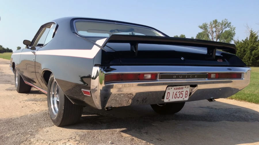 1970 Buick Gran Sport - Image 11 of 12