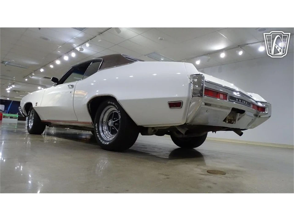 1970 Buick Gran Sport - Image 10 of 31