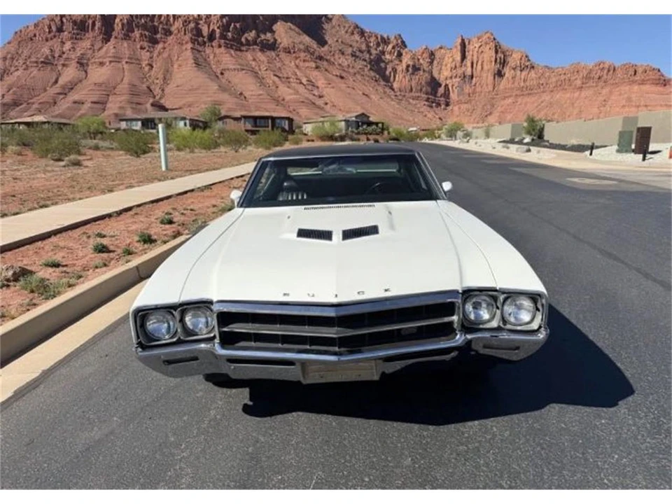 1970 Buick Gran Sport - Image 8 of 10