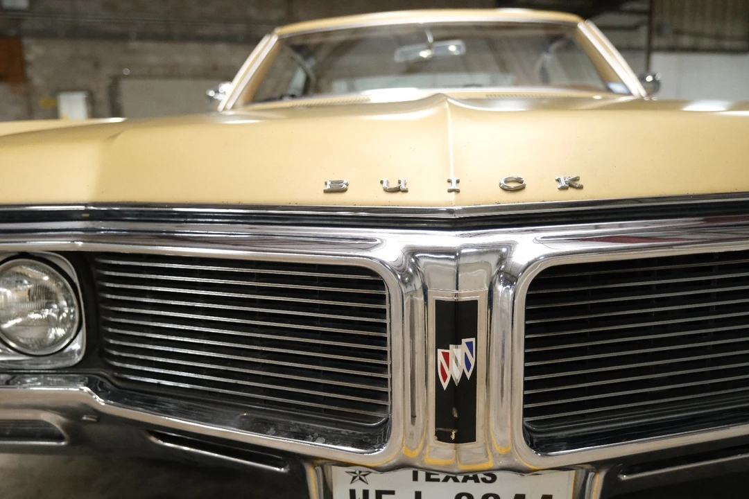 1970 Buick LeSabre - Image 8 of 21