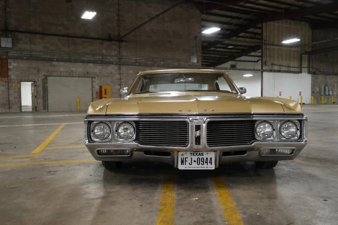 1970 Buick LeSabre - Image 20 of 21