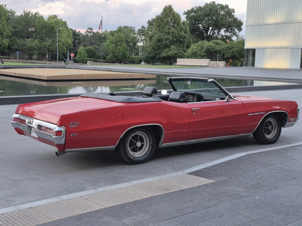 1970 Buick LeSabre - Image 12 of 31