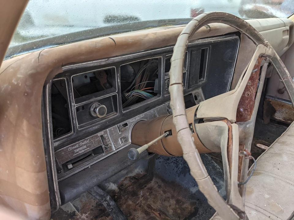 1970 Buick LeSabre - Image 14 of 31