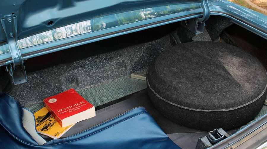 1970 Buick LeSabre - Image 6 of 10