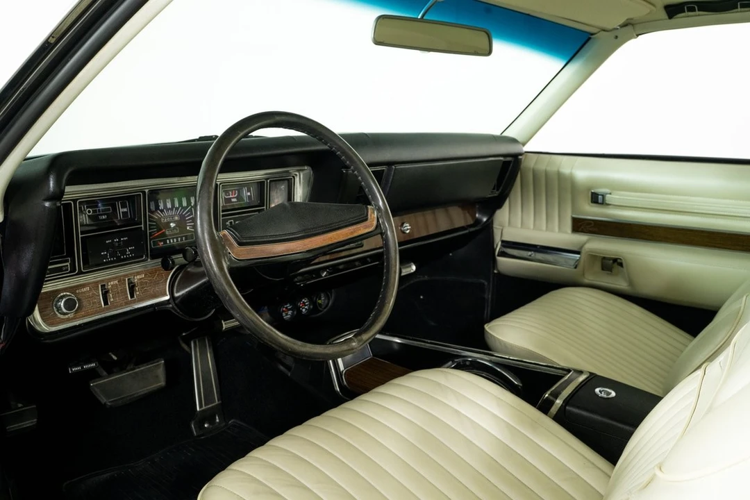 1970 Buick Riviera 2nd Gen - Image 2 of 21