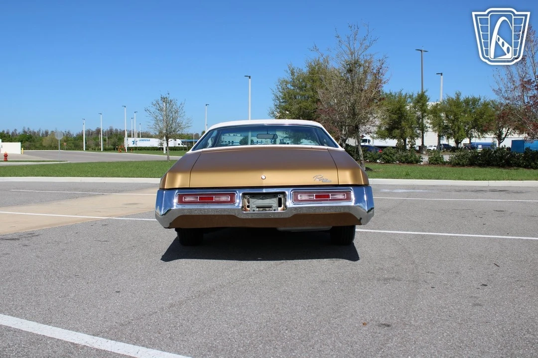 1970 Buick Riviera 2nd Gen - Image 12 of 12