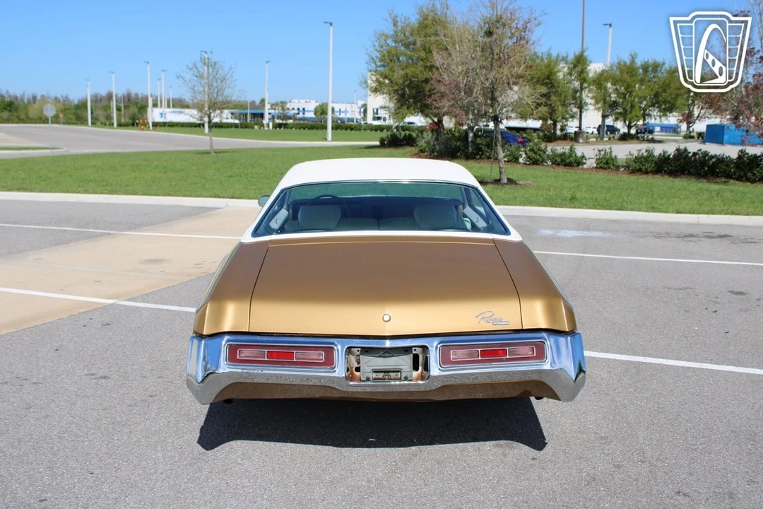 1970 Buick Riviera 2nd Gen - Image 5 of 12
