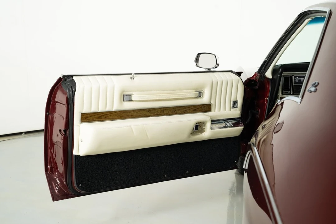 1970 Buick Riviera 2nd Gen - Image 16 of 21