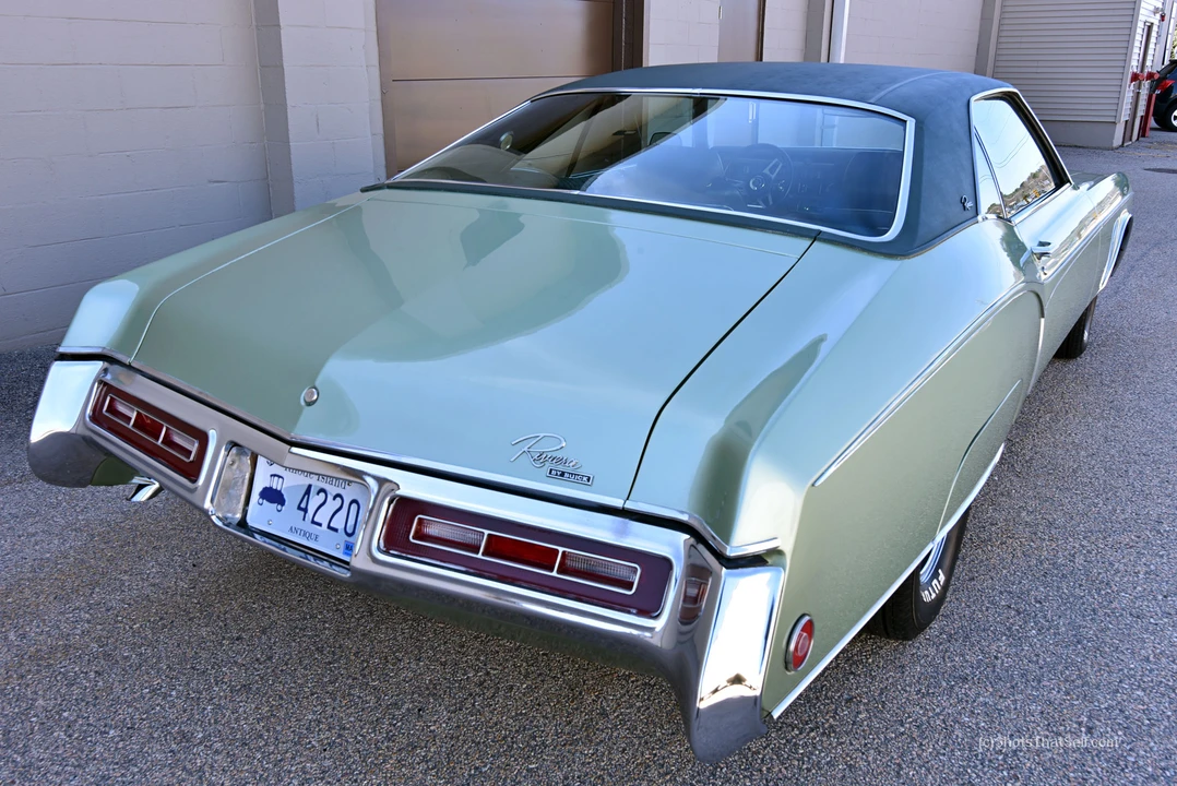 1970 Buick Riviera 2nd Gen - Image 11 of 31