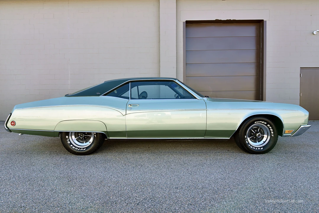 1970 Buick Riviera 2nd Gen - Image 13 of 31