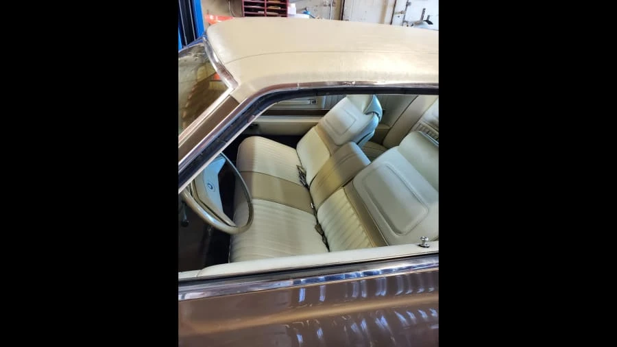 1970 Buick Riviera 2nd Gen - Image 3 of 3