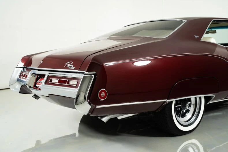 1970 Buick Riviera 2nd Gen - Image 12 of 21