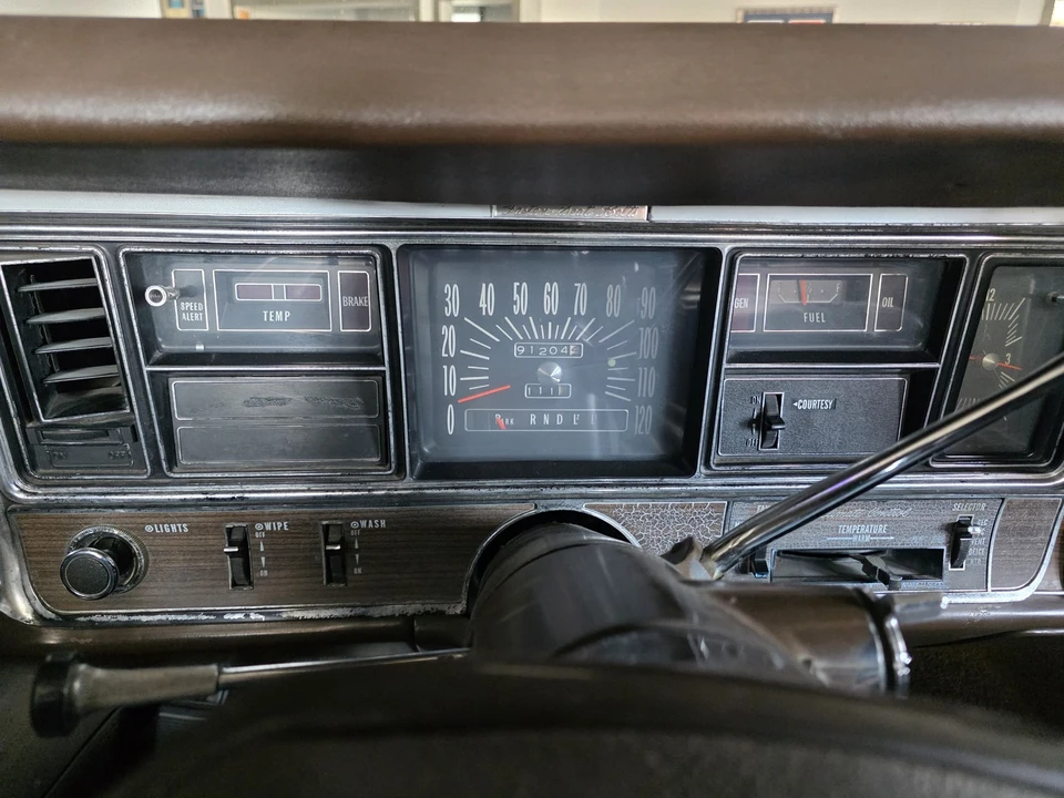 1970 Buick Riviera 2nd Gen - Image 17 of 31