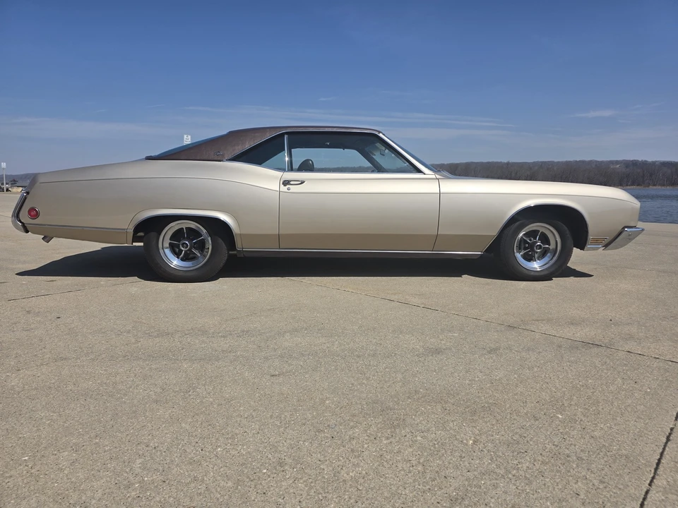 1970 Buick Riviera 2nd Gen - Image 26 of 31