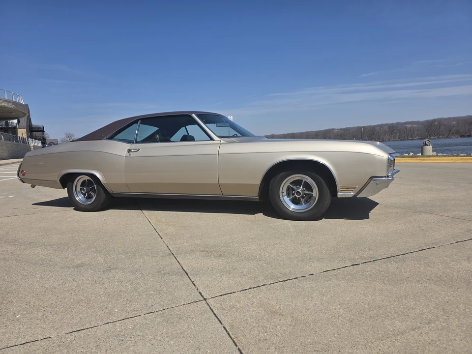 1970 Buick Riviera 2nd Gen - Image 25 of 31