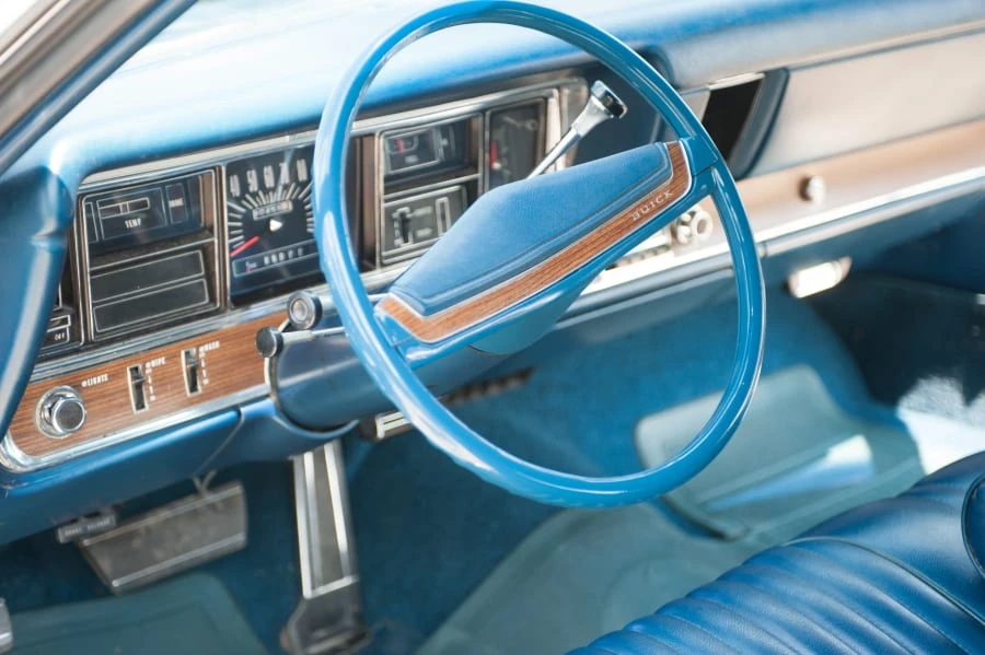 1970 Buick Riviera 2nd Gen - Image 2 of 12