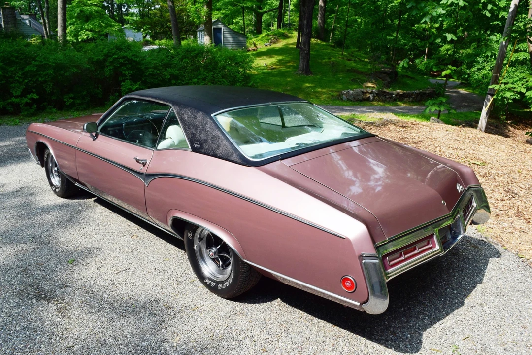 1970 Buick Riviera 2nd Gen - Image 12 of 31