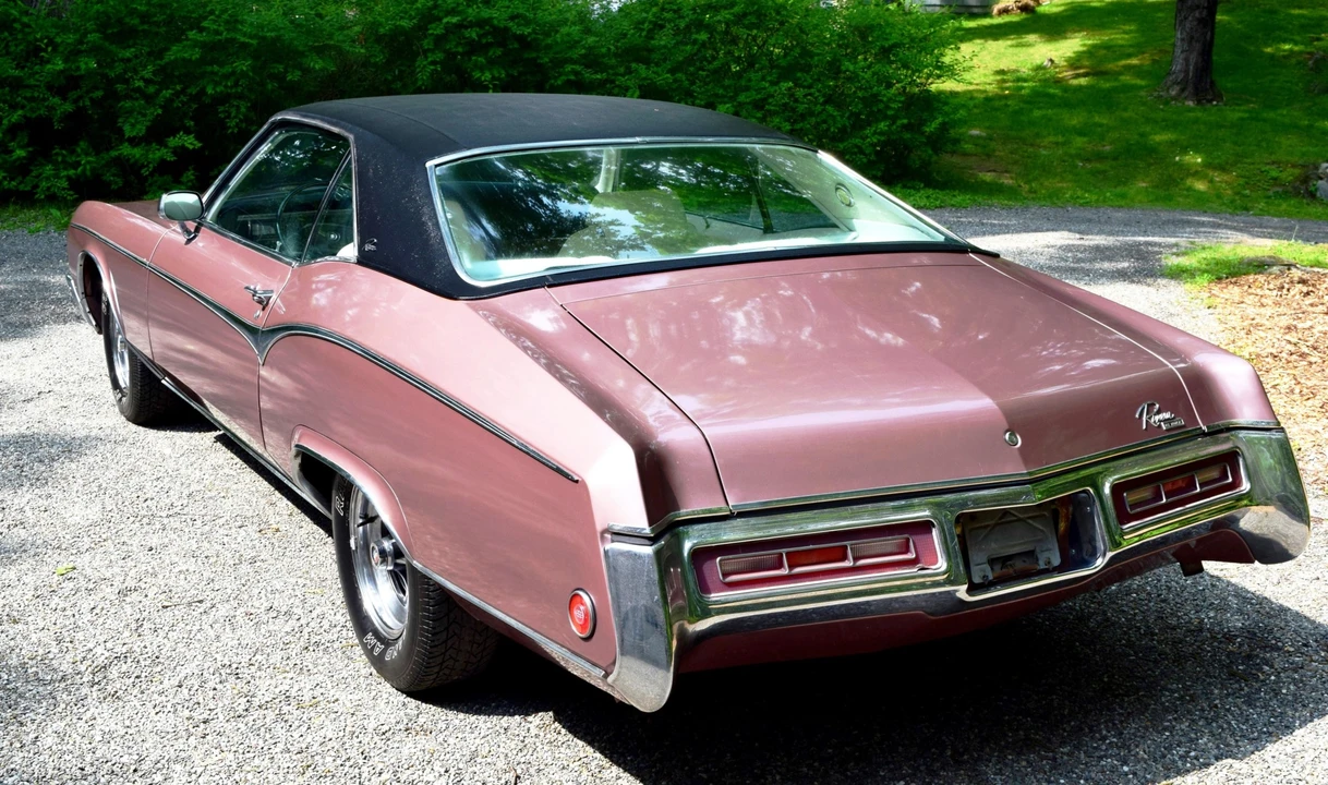 1970 Buick Riviera 2nd Gen - Image 13 of 31