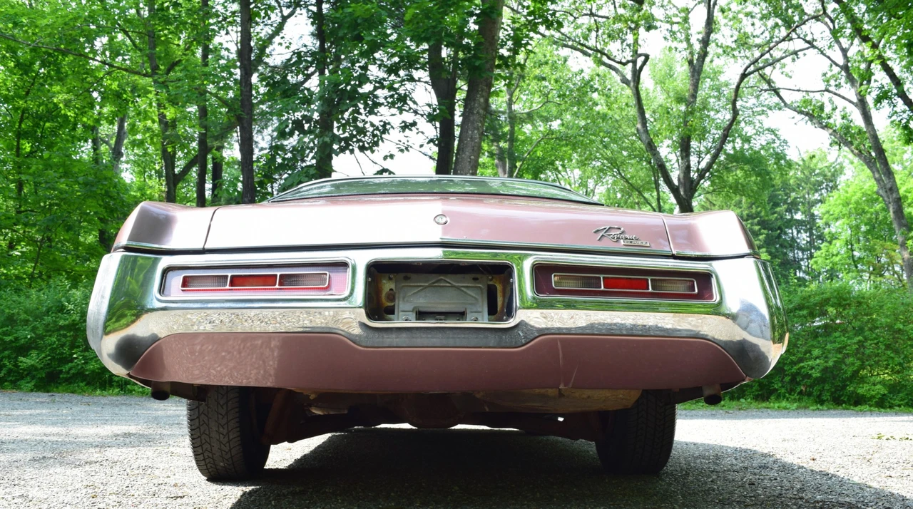 1970 Buick Riviera 2nd Gen - Image 18 of 31