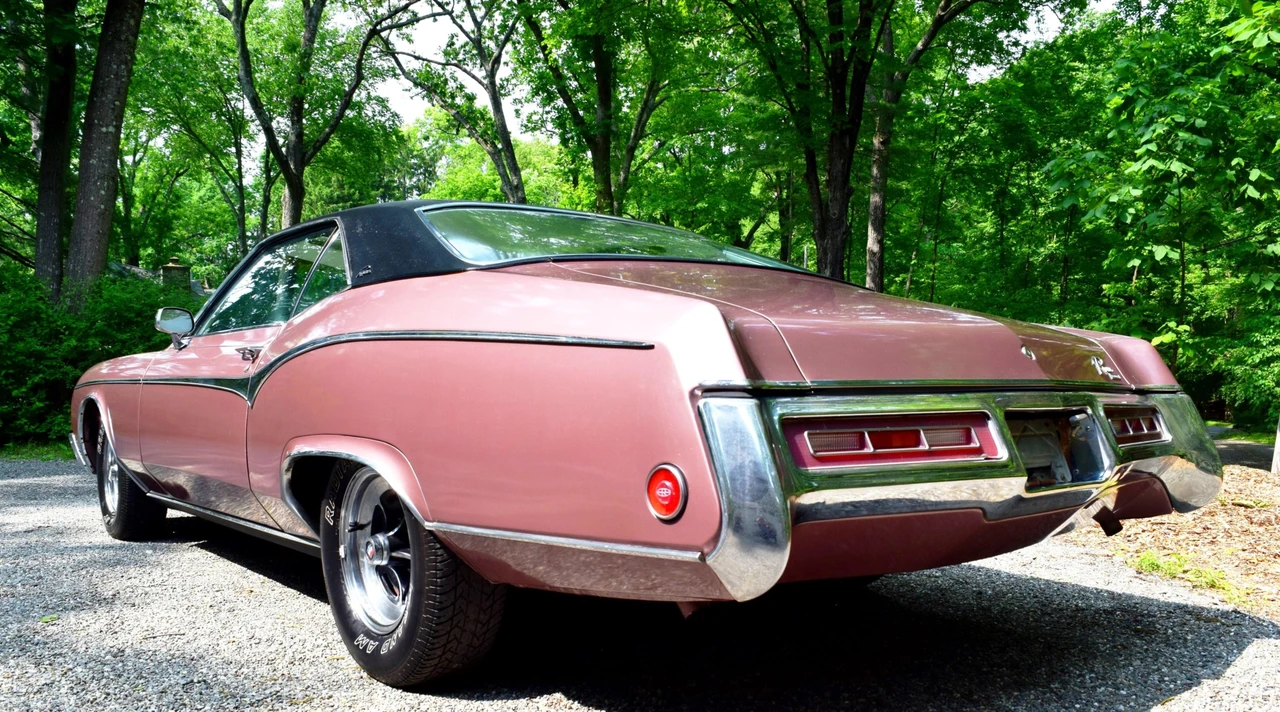 1970 Buick Riviera 2nd Gen - Image 28 of 31