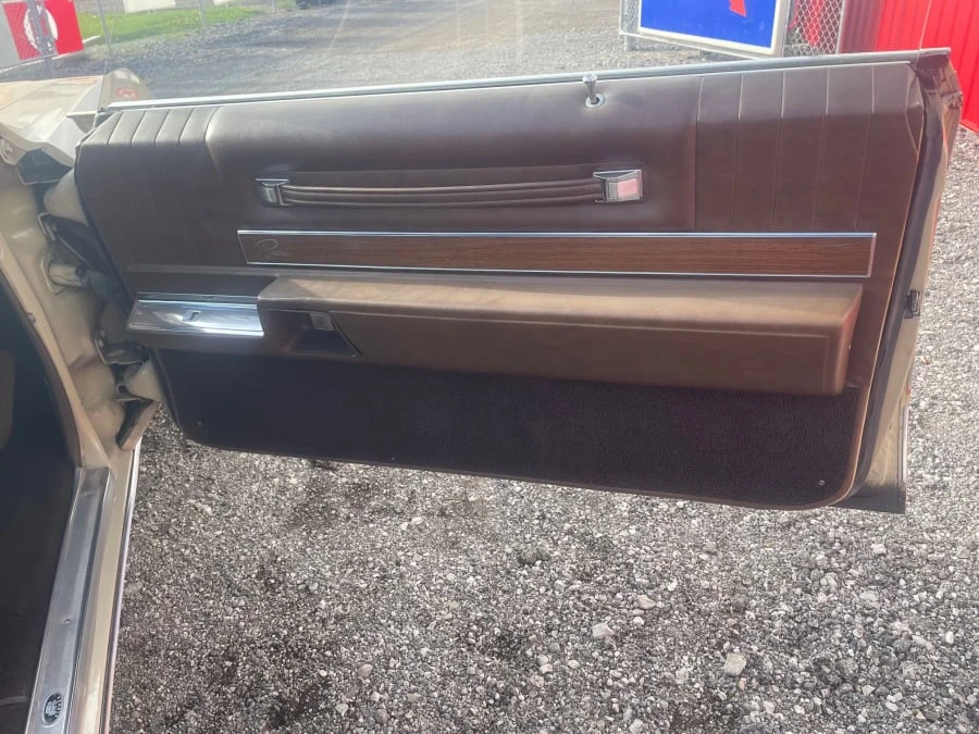 1970 Buick Riviera 2nd Gen - Image 17 of 19