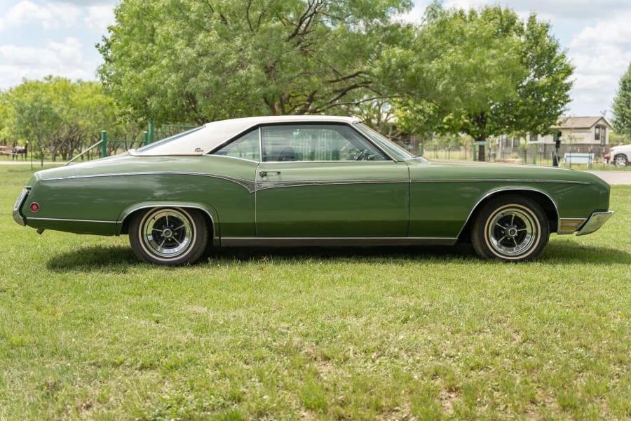 1970 Buick Riviera 2nd Gen - Image 17 of 17