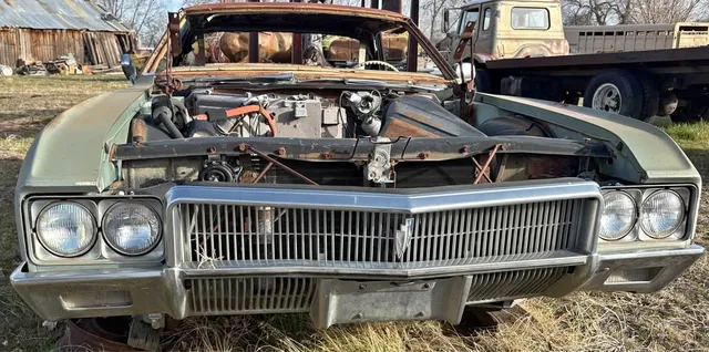 1970 Buick Riviera Coupe 2D