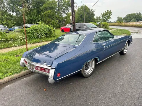 1970 Buick Riviera Coupe 2D