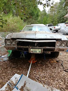 1970 Buick Riviera Coupe 2D