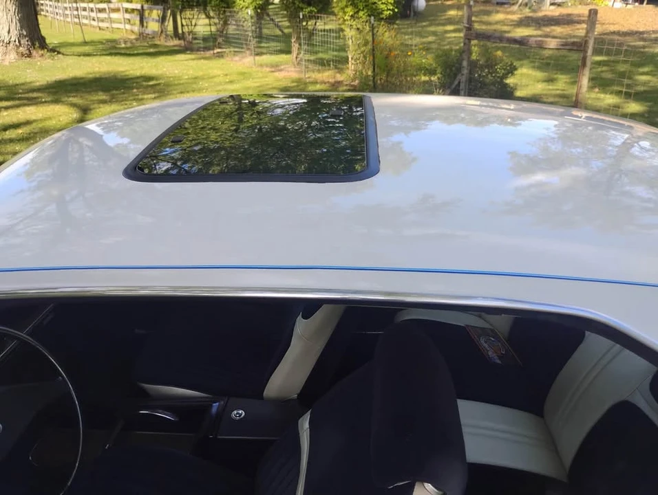1970 Buick Riviera 2nd Gen - Image 11 of 17