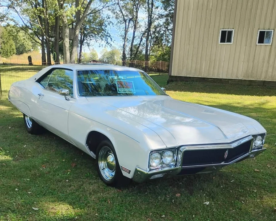 1970 Buick Riviera 2nd Gen - Image 16 of 17