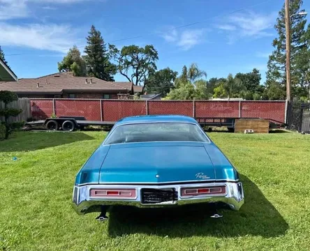 1970 Buick Riviera Coupe 2D