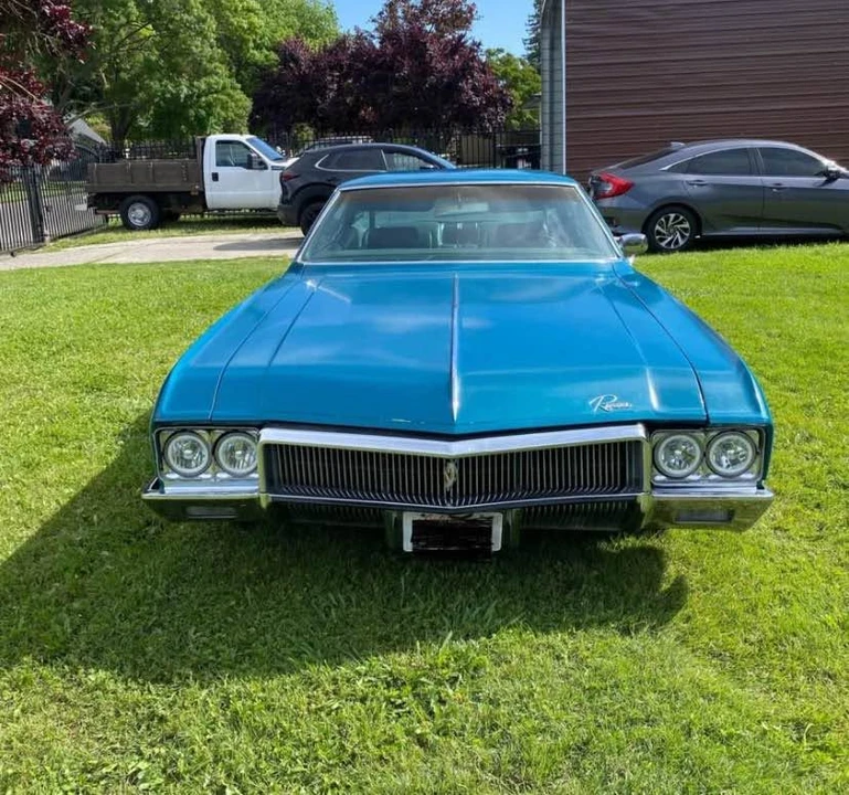 1970 Buick Riviera 2nd Gen - Image 2 of 5