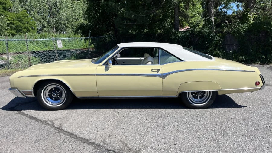 1970 Buick Riviera 2nd Gen - Image 2 of 20