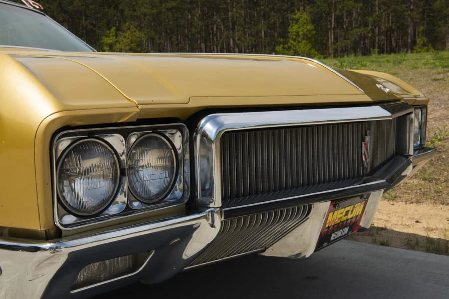 1970 Buick Gran Sport - Image 9 of 12