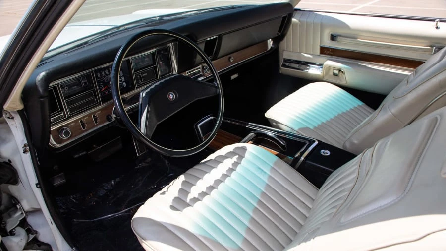 1970 Buick Gran Sport - Image 4 of 12