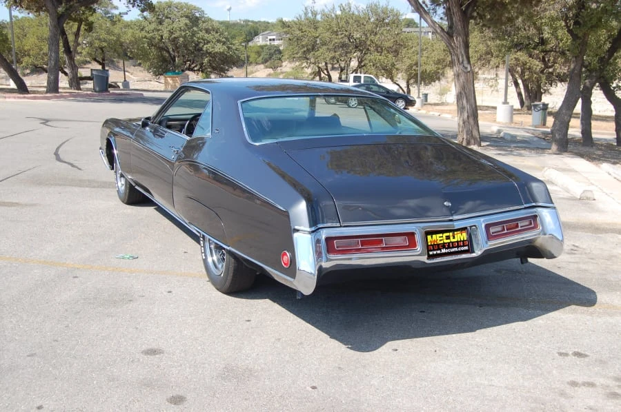1970 Buick Riviera 2nd Gen - Image 3 of 8