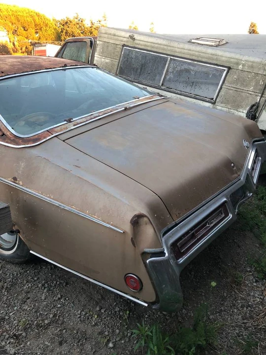 1970 Buick Riviera 2nd Gen - Image 4 of 10