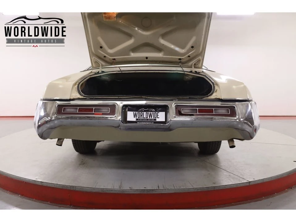 1970 Buick Riviera 2nd Gen - Image 19 of 20