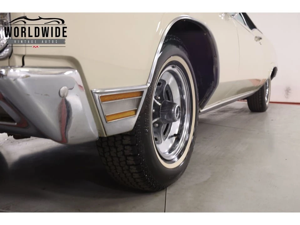 1970 Buick Riviera 2nd Gen - Image 11 of 20