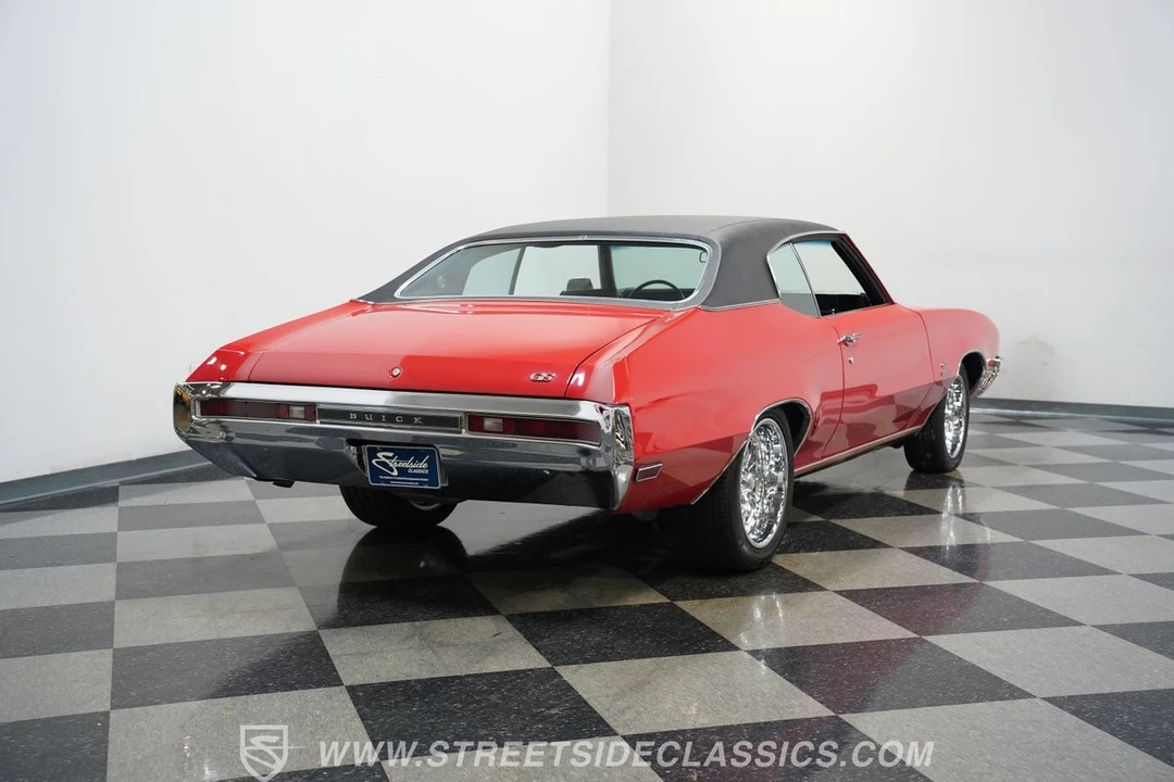 1970 Buick Gran Sport - Image 11 of 12