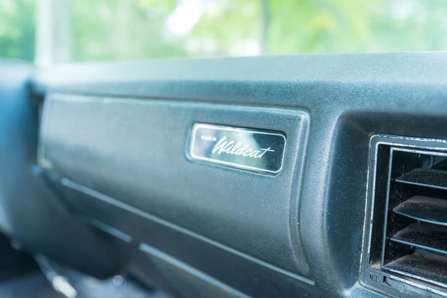 1970 Buick Wildcat - Image 9 of 11