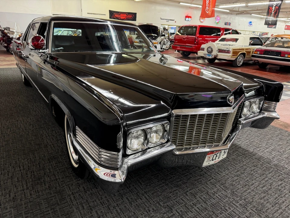 1970 Cadillac Series 70 & 75 - Image 7 of 21